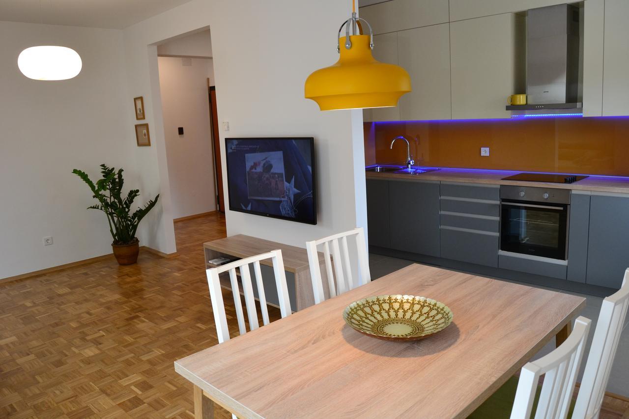 Apartment Drustveni Dom II 塞拉耶佛 外观 照片