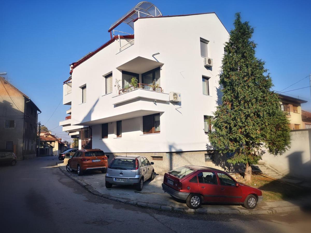 Apartment Drustveni Dom II 塞拉耶佛 外观 照片
